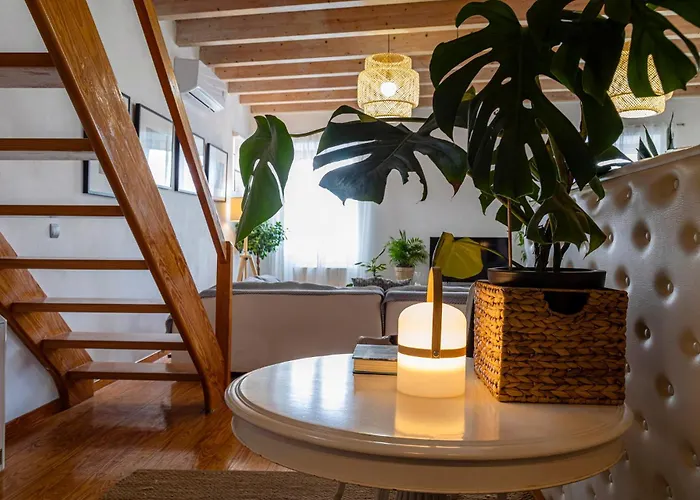 Artist Loft *